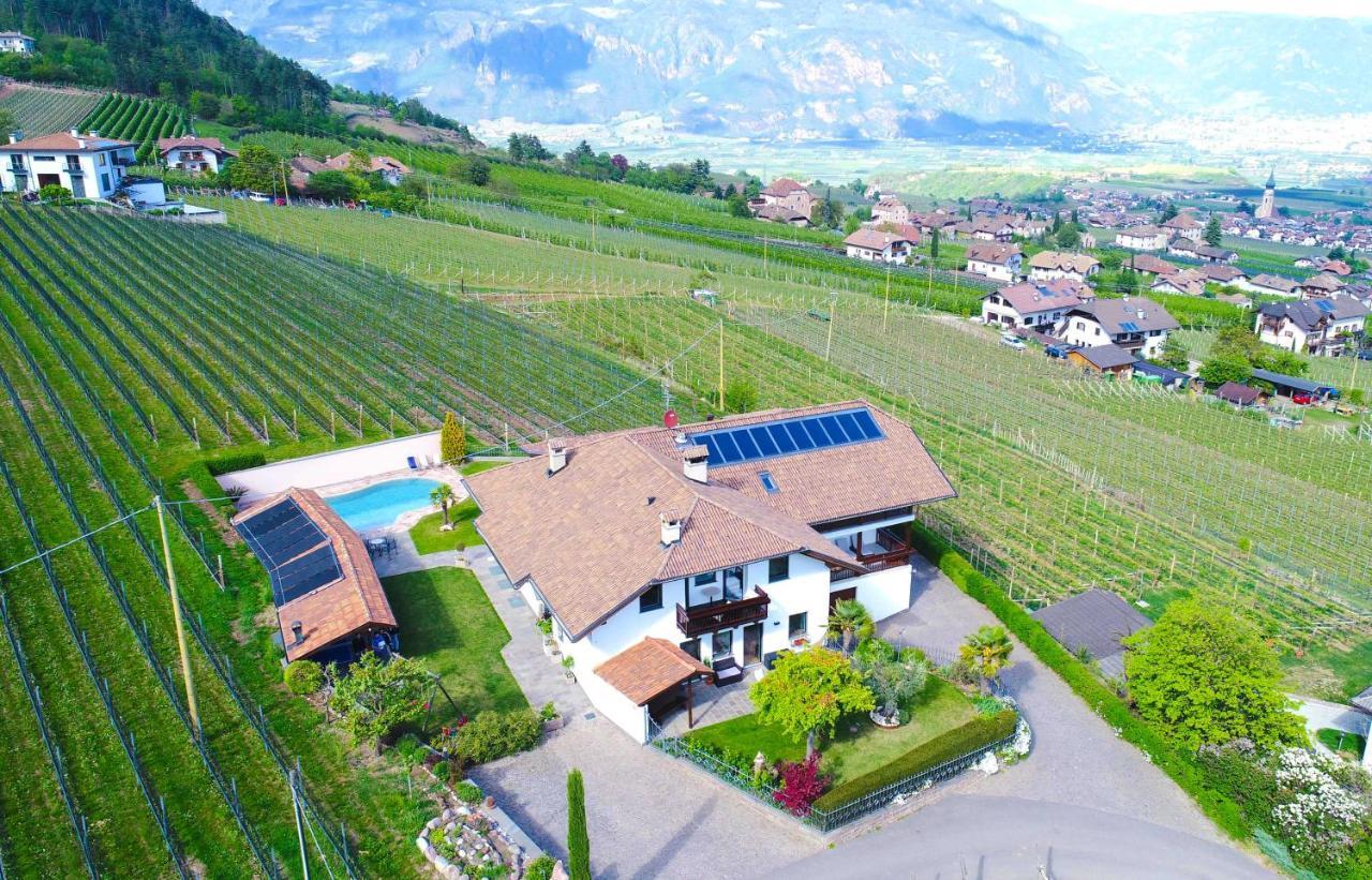 Strahlerhof Apartment อัปเปียโน ซุลลา สตราดา เดล วีโน ภายนอก รูปภาพ