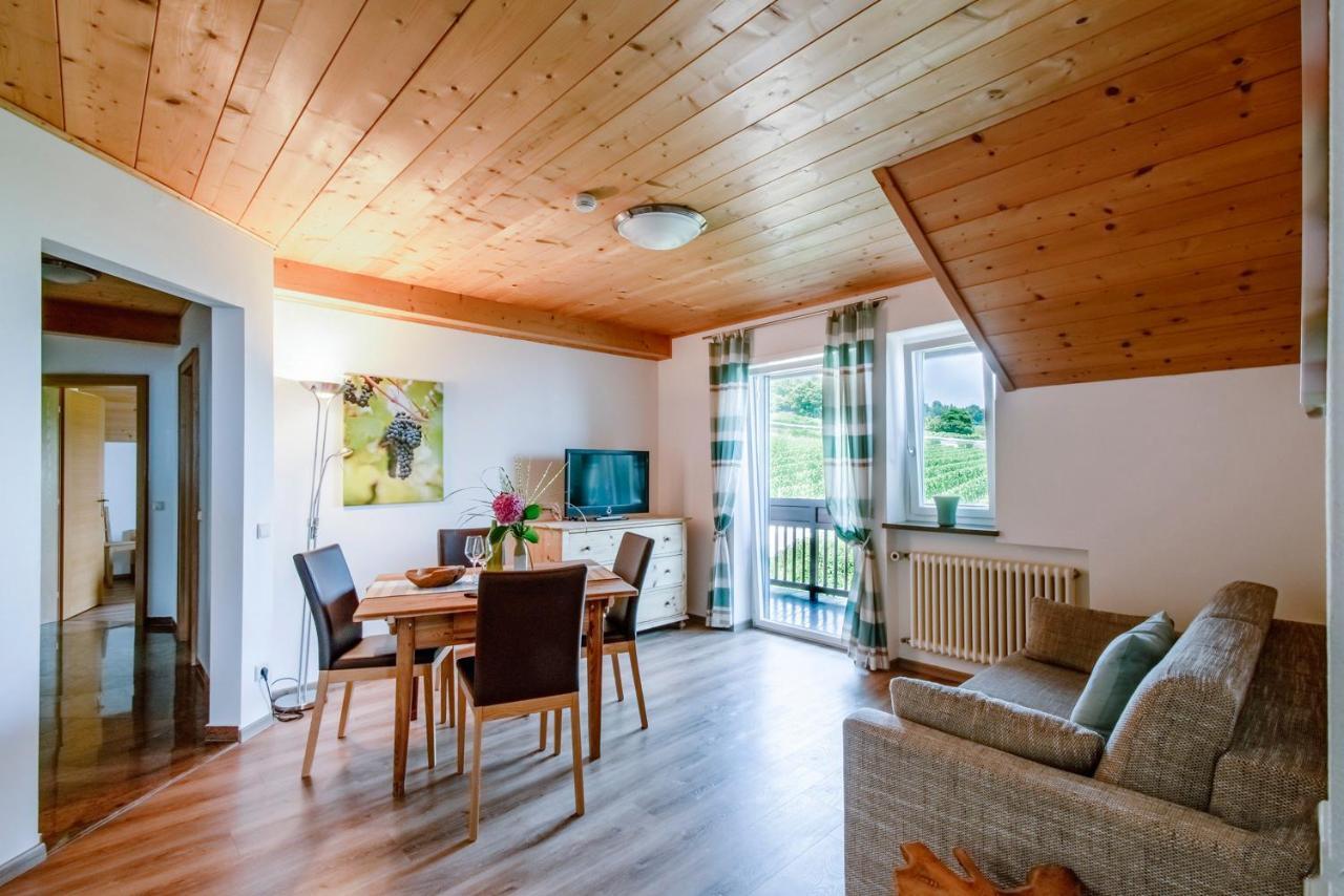 Strahlerhof Apartment อัปเปียโน ซุลลา สตราดา เดล วีโน ภายนอก รูปภาพ